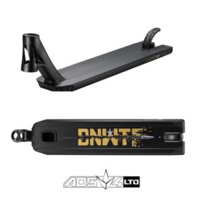 CHARLES PADEL AOS V4 LTD Signature Deck